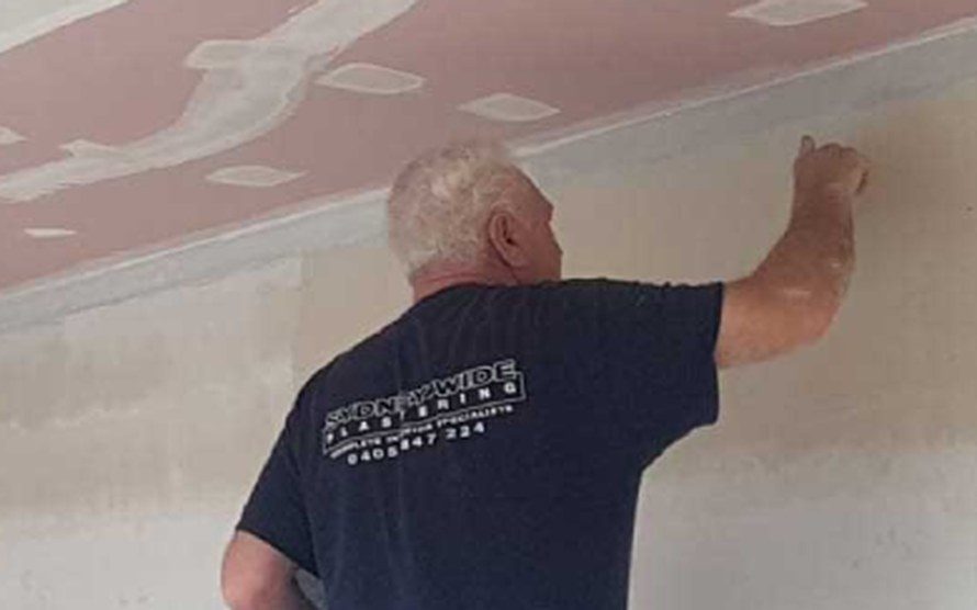 Sydney Wide Plastering plasterer repairing a ceiling